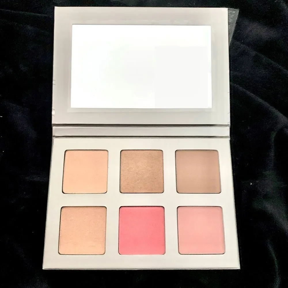 Iconic London Blaze Chaser Face Palette